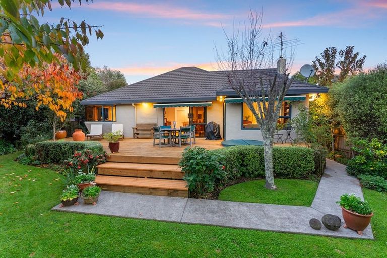 Photo of property in 13 Horopito Road, Waikanae, 5036