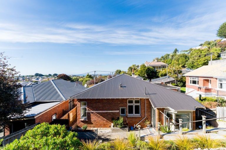 Photo of property in 16 Motu Street, Saint Clair, Dunedin, 9012