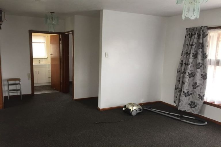 Photo of property in 188 Springs Road, Hornby, Christchurch, 8042