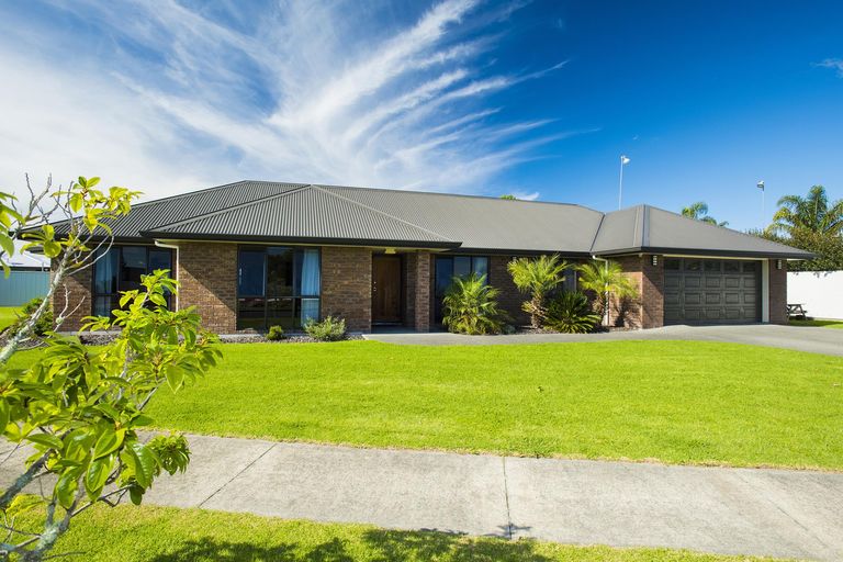 Photo of property in 14 Sterling Park, Lytton West, Gisborne, 4010