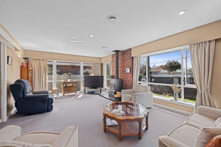 Photo of property in 3 Wallace Street, Bryndwr, Christchurch, 8053