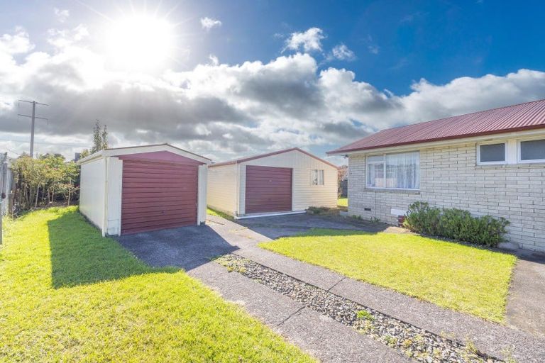 Photo of property in 16 Blundell Place, Huntly, 3700