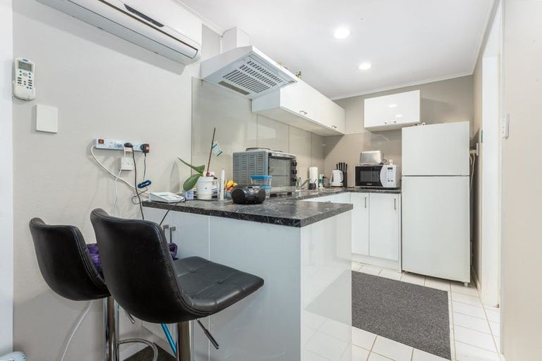 Photo of property in 1/71 Larsen Crescent, Tawa, Wellington, 5028