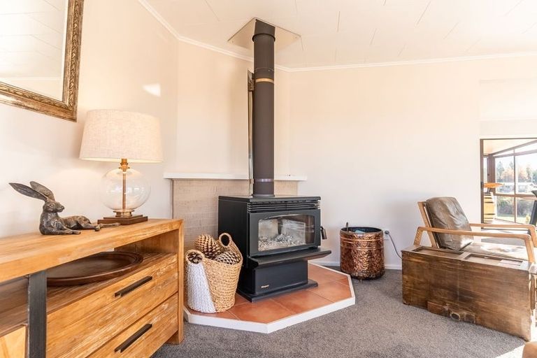 Photo of property in 3 Maitland Place, Favona, Auckland, 2024