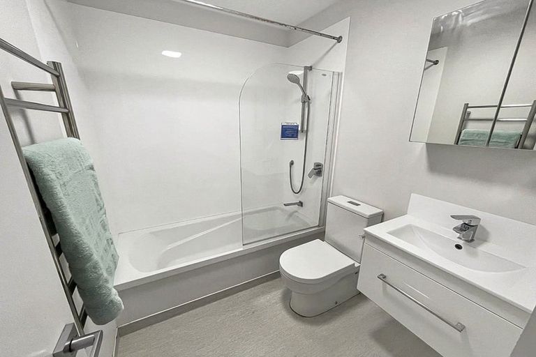 Photo of property in Vedado Apartments, 407/41u Hopper Street, Mount Cook, Wellington, 6011