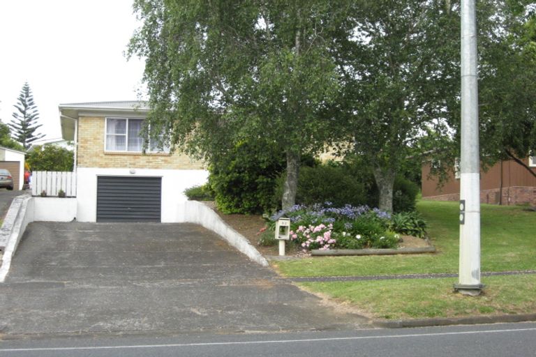 Photo of property in 32 Paerata Road, Pukekohe, 2120