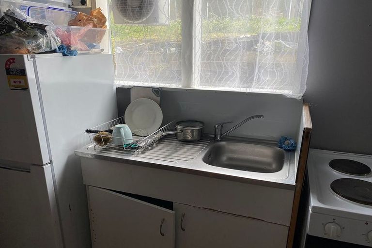 Photo of property in 1/23 Takanini Road, Takanini, 2112