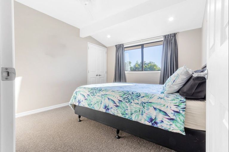 Photo of property in 96r Panorama Drive, Welcome Bay, Tauranga, 3175