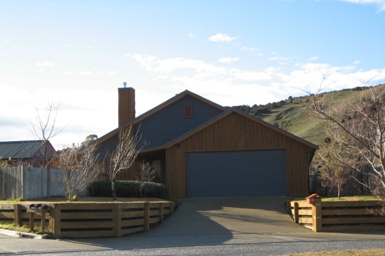 Photo of property in 12 Glenfinnon Place, Wanaka, 9305