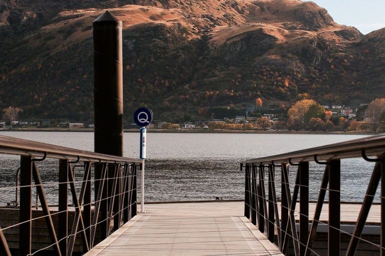 Photo of property in 16 Old Homestead Place, Kawarau Falls, Queenstown, 9300