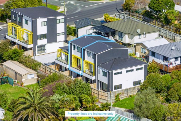 Photo of property in 43b/6 Waimumu Road, Massey, Auckland, 0614