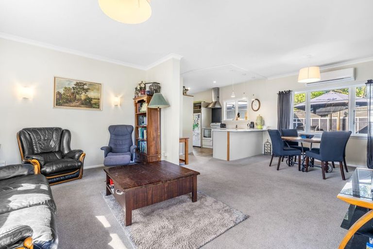 Photo of property in 1/61 Searells Road, Strowan, Christchurch, 8052