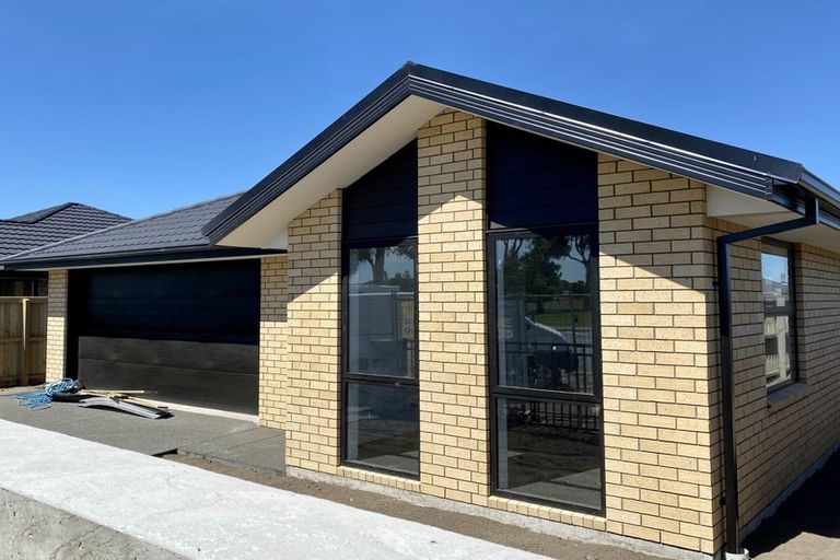 Photo of property in 37 Dynes Road, Rolleston, 7615