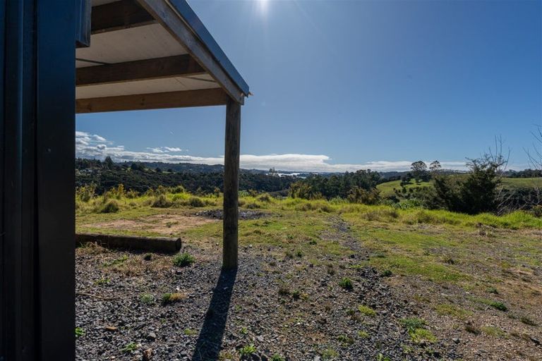 Photo of property in 93 Ranui Road, Karetu, 0283