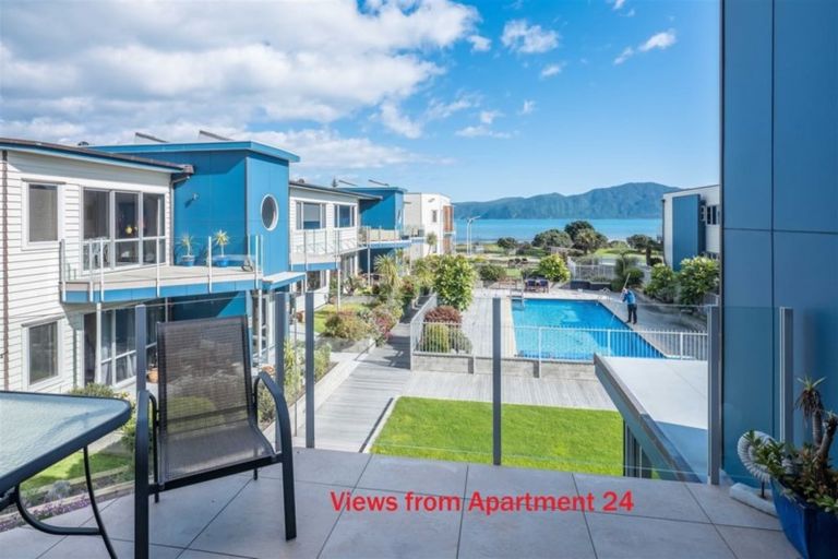 Photo of property in 4-u24 Seaview Road, Paraparaumu Beach, Paraparaumu, 5032
