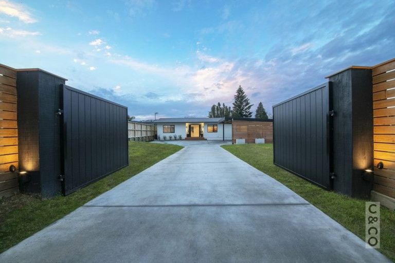 Photo of property in 27 Maude Street, Riverhead, 0820