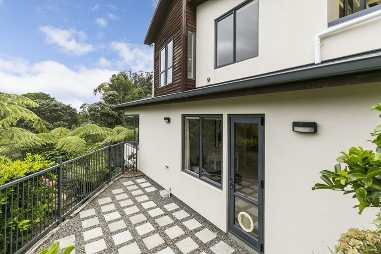 Photo of property in 3 Wadestown Road, Wadestown, Wellington, 6012