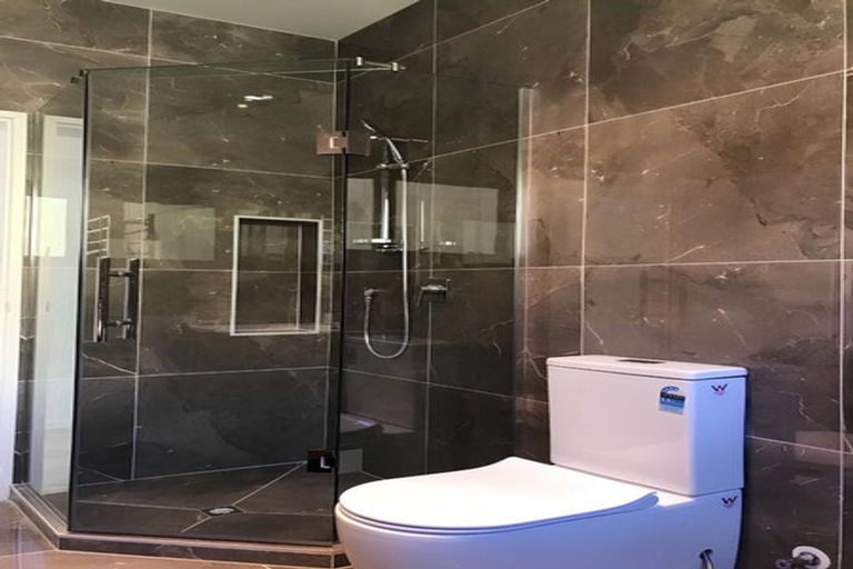 Photo of property in 3 Gamble Way, Massey, Auckland, 0614