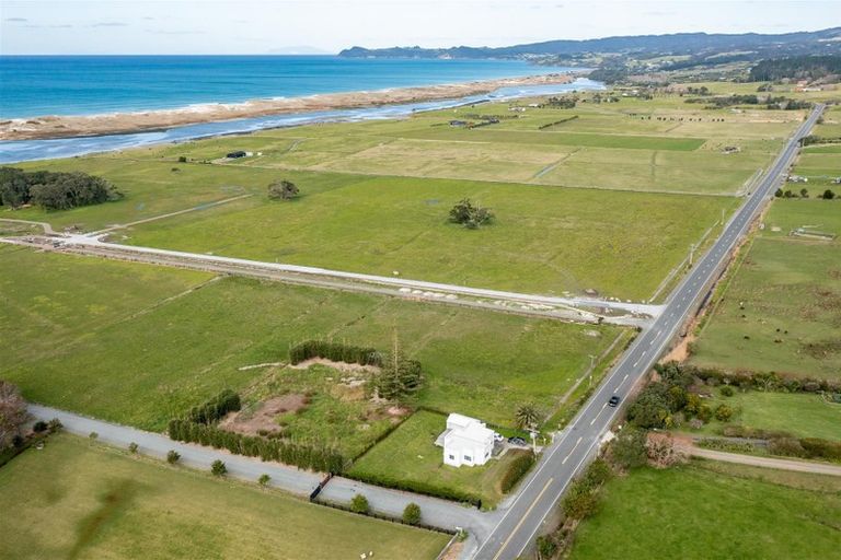 Photo of property in 397 Cove Road, Waipu, 0582