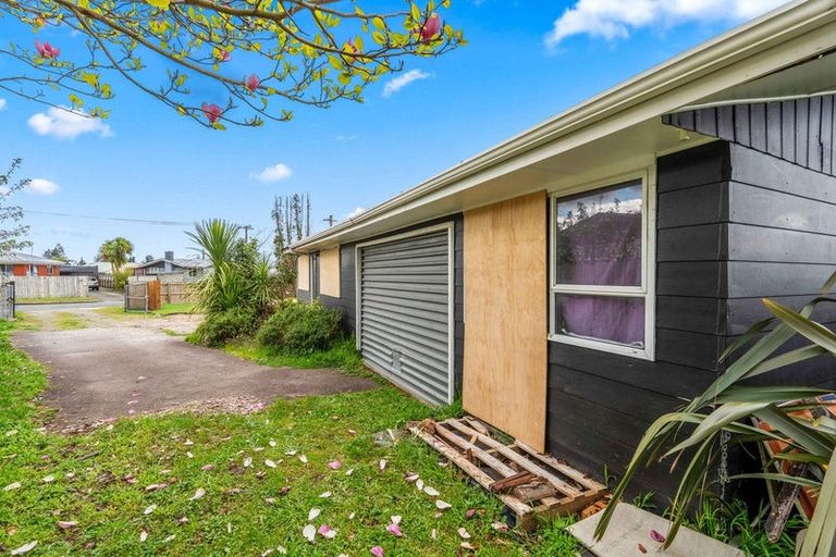 Photo of property in 22 Fenruss Street, Fairy Springs, Rotorua, 3015