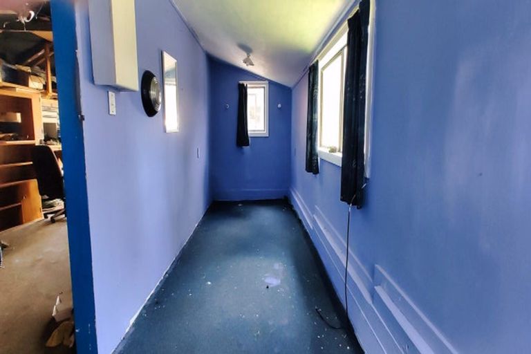 Photo of property in 41 Rhodes Drive, Kelvin Grove, Palmerston North, 4414