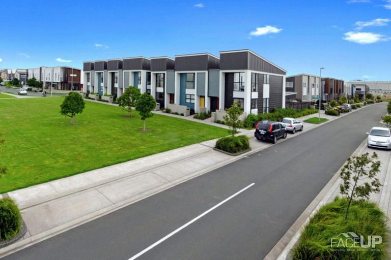 Photo of property in 14 Rangihina Road, Hobsonville, Auckland, 0616