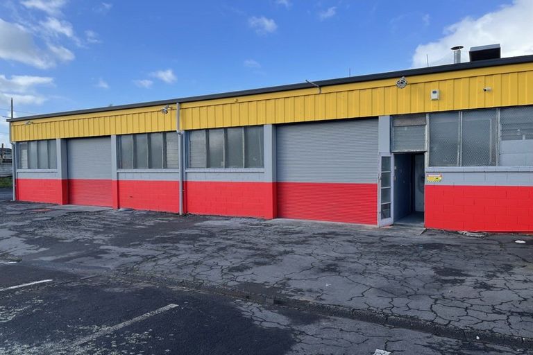 Photo of property in 2/288 Great South Road, Papakura, 2110