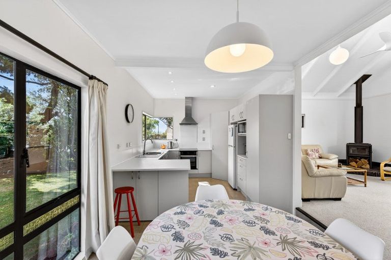Photo of property in 19 Durham Drive, Havelock North, 4130
