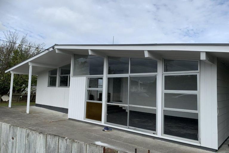 Photo of property in 17 Toia Street, Marton, 4710