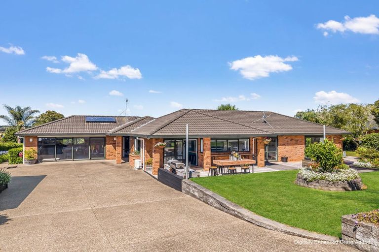 Photo of property in 5 Springvale Road, Waiuku, 2123