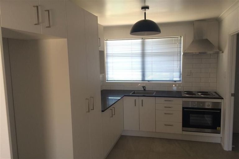 Photo of property in 71 John Walker Drive, Manurewa, Auckland, 2102