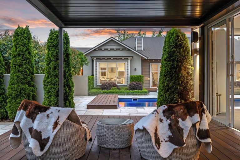 Photo of property in 7 Westall Lane, Avonhead, Christchurch, 8042