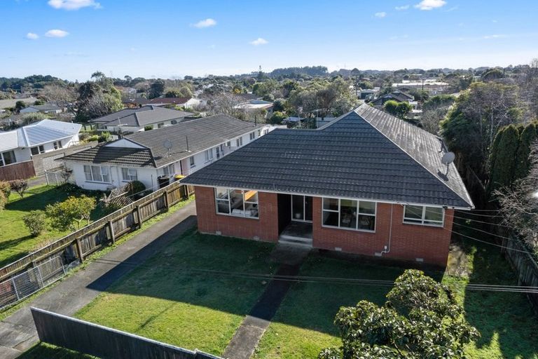 Photo of property in 69 Ngaio Road, Waikanae, 5036