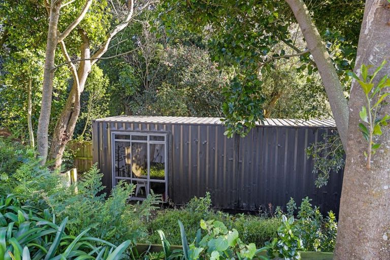 Photo of property in 402 South Road, Hawera, 4674