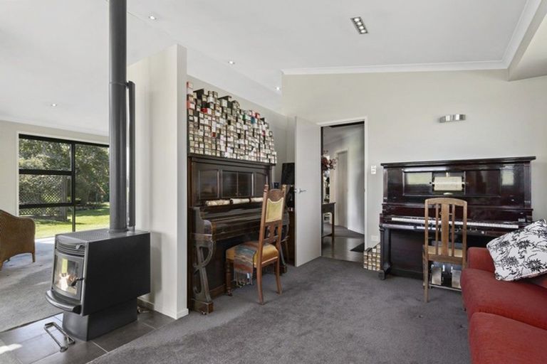 Photo of property in 4233 Mountain Road, Ngaere, Stratford, 4393