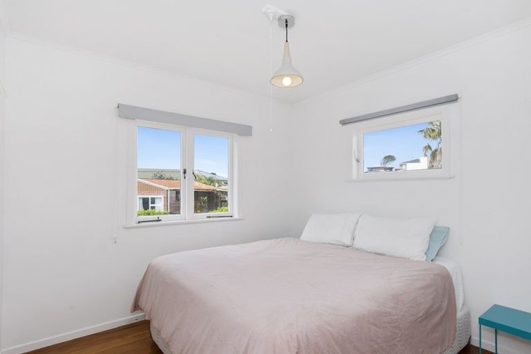 Photo of property in 12a Tay Street, Mount Maunganui, 3116
