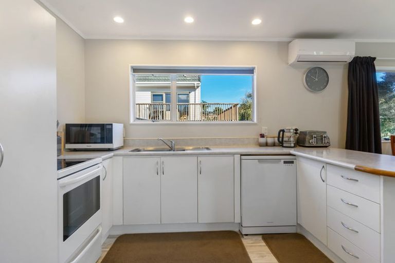 Photo of property in 34 Kaiwaka Road, Waiuku, 2123