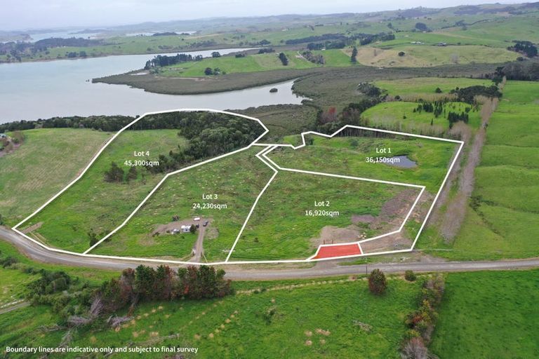 Photo of property in 186 Metcalfe Road, Matakohe, 0593