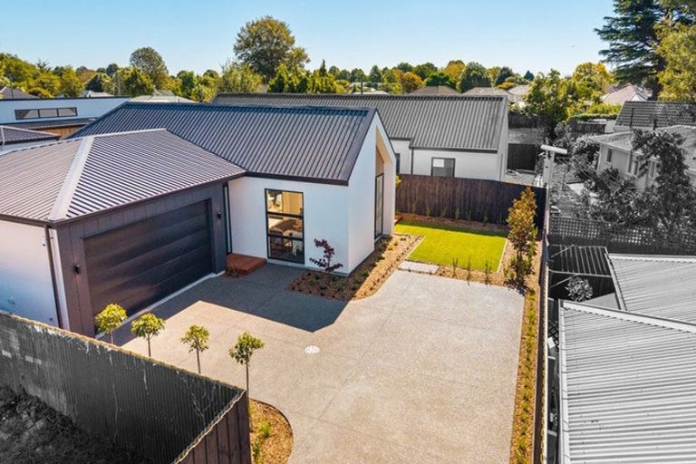 Photo of property in 120 Aorangi Road, Bryndwr, Christchurch, 8053