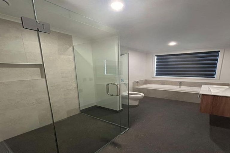 Photo of property in 16 Waterford Farm Road, Halswell, Christchurch, 8025