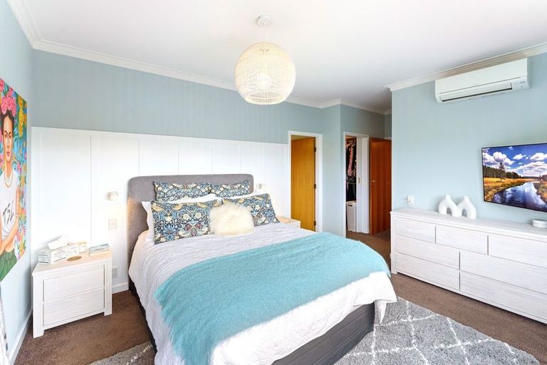 Photo of property in 30 Golf Road, Paraparaumu Beach, Paraparaumu, 5032