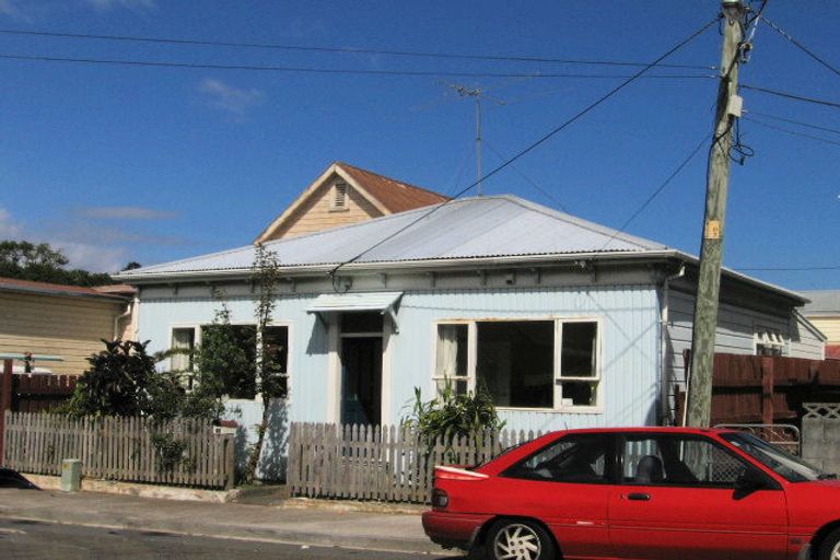Photo of property in 20 Emmett Street, Newtown, Wellington, 6021