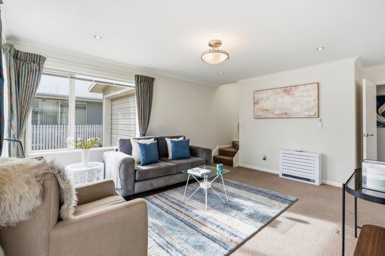 Photo of property in 8b Reid Avenue, Mosgiel, 9024