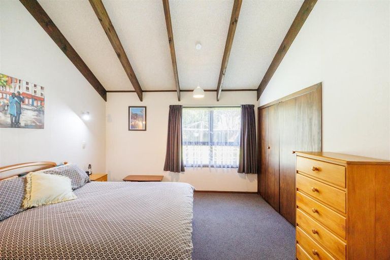 Photo of property in 12b Oxford Street, Marton, 4710