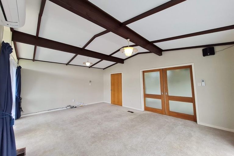 Photo of property in 23 Highfield Place, Avonhead, Christchurch, 8042