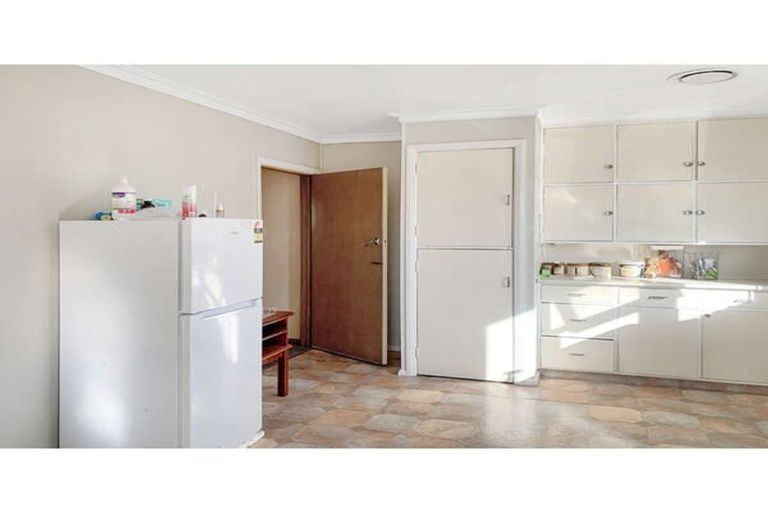 Photo of property in 17 Middlesex Street, Levin, 5510