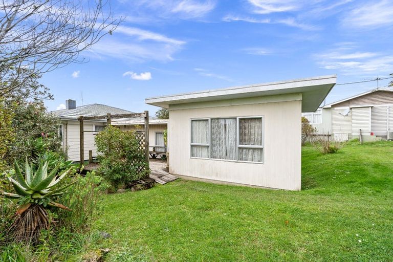 Photo of property in 1a Commins Road, Onerahi, Whangarei, 0110