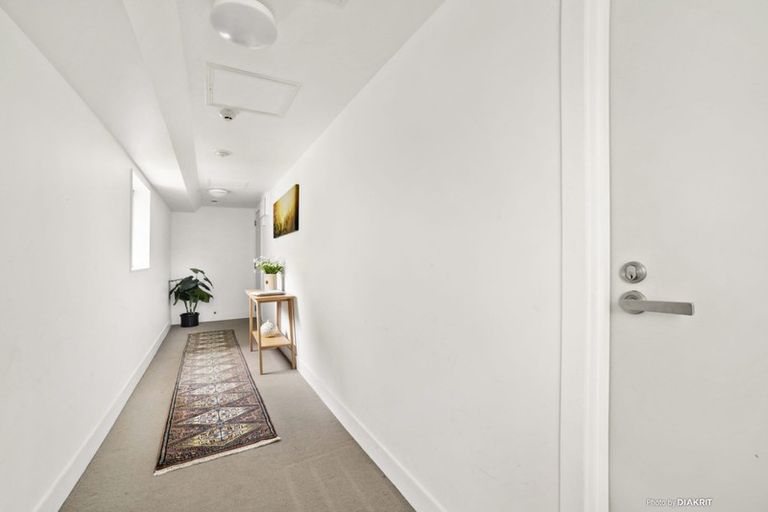 Photo of property in The Capital, 21/370 Oriental Parade, Oriental Bay, Wellington, 6011