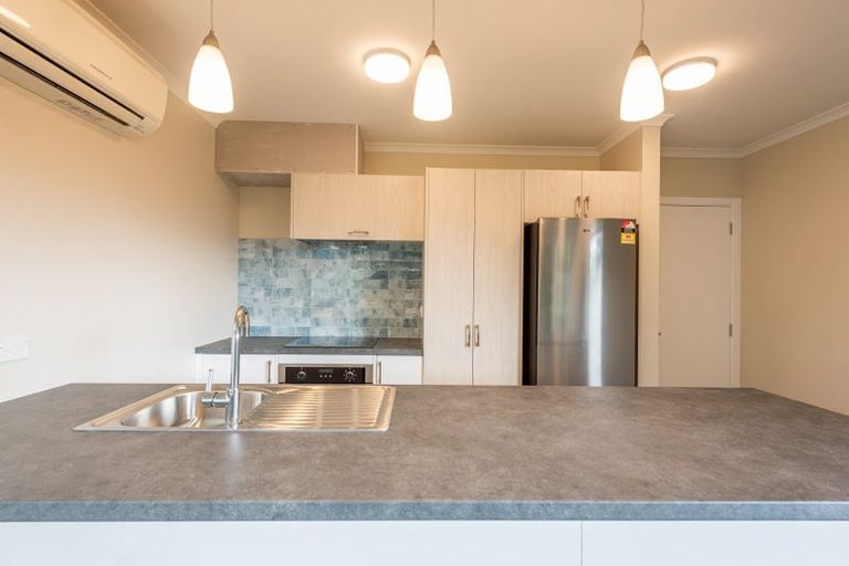 Photo of property in 58 Garden Road, Northland, Wellington, 6012