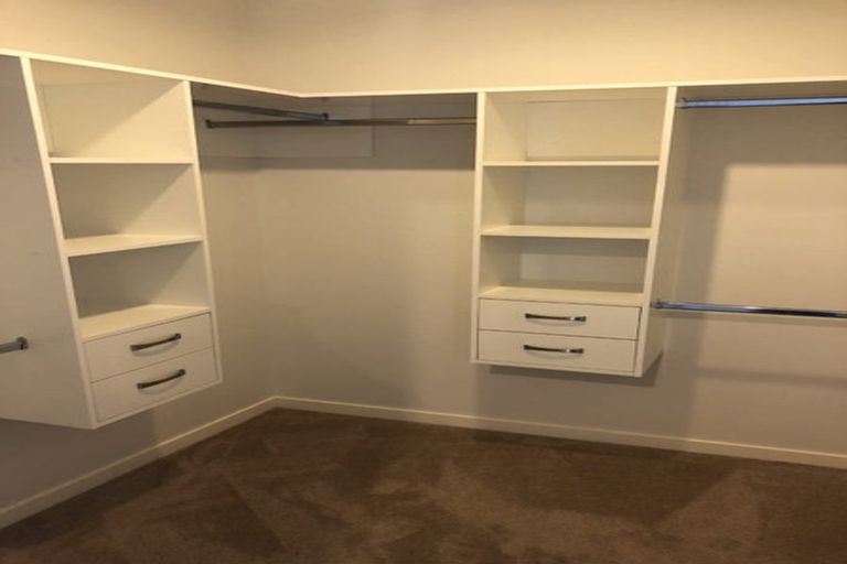 Photo of property in 4 Carrickdawson Drive, Flat Bush, Auckland, 2019